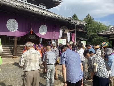 三井寺法要.jpg
